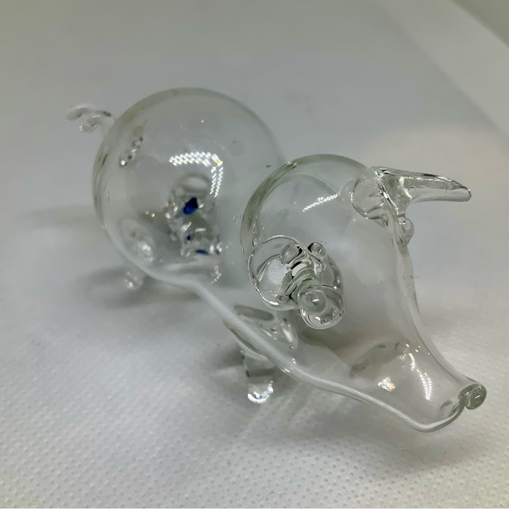Vintage Handblown Pig with Piglet Inside Made in England 1990s